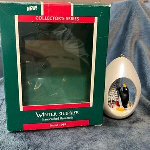 VINTAGE HALLMARK KEEPSAKE ORNAMENT FROM 1989 in box